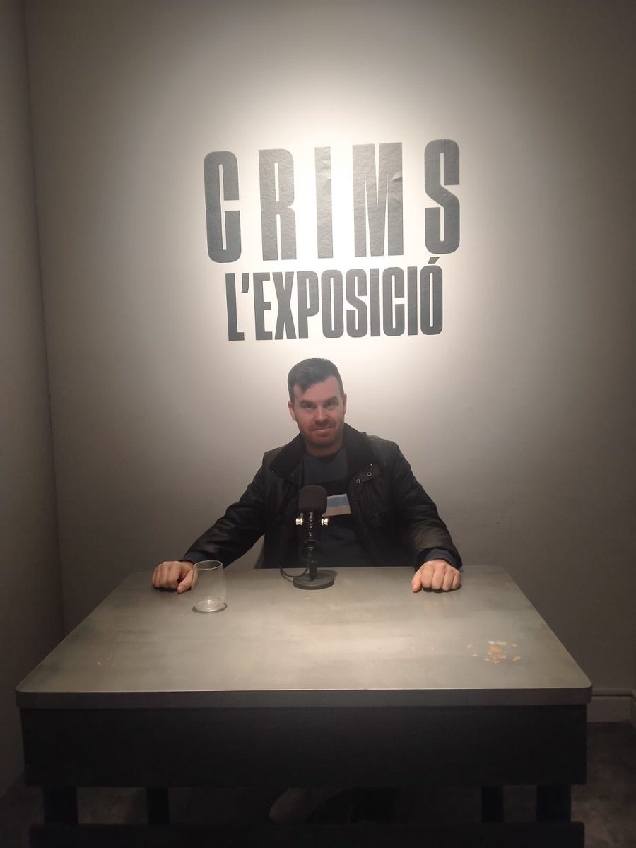 CristianBCN82's tweet photo. Exposició Crims-Barcelona https://t.co/p9x05Am9wi