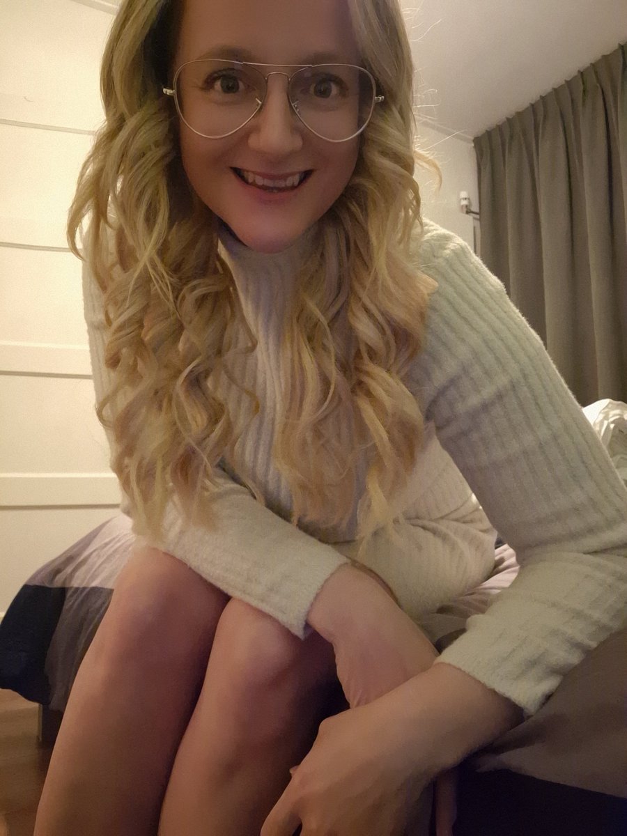 AussieCate_OF's tweet photo. Let's hang out... 😉 https://t.co/GMkpx0rp70