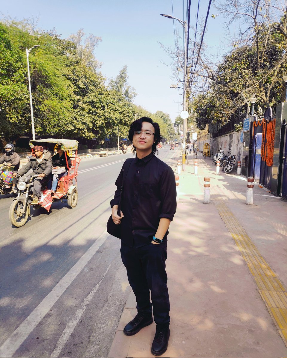 "You don't have to be a hero to save the world." 
#cavetown 
#DelhiUniversity