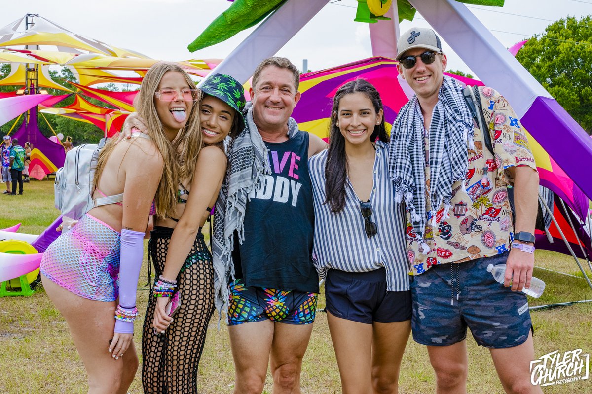 Sunset Music Festival (@smftampa) on Twitter photo Tag your Festival Fam and start making plans for #SMF2023 this Memorial Day Weekend! 😍
📷 <a href="/T_Church/">Tyler Church</a> Tag your Festival Fam and start making plans for #SMF2023 this Memorial Day Weekend! 😍
📷 <a href="/T_Church/">Tyler Church</a>