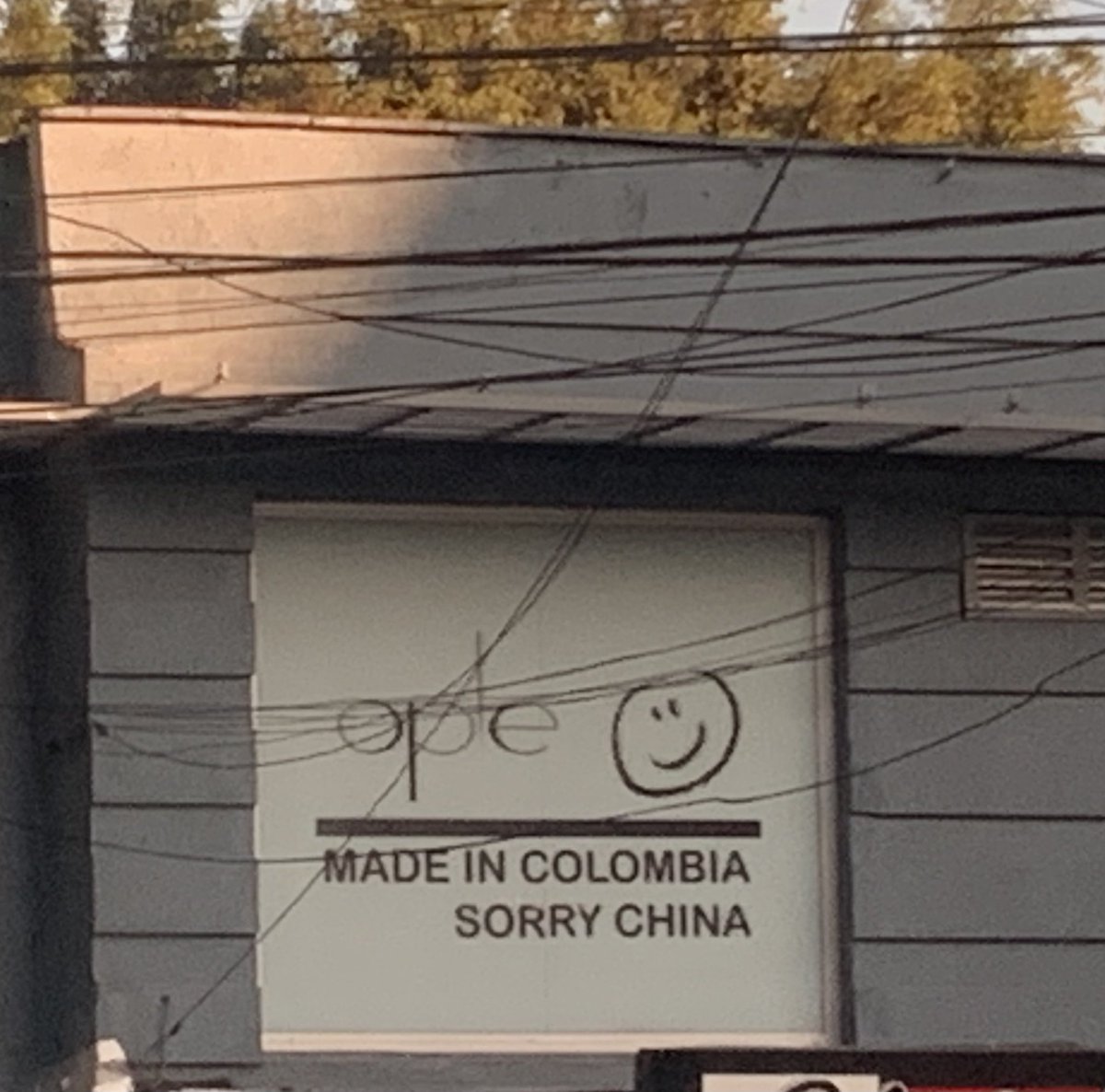 🇨🇴🟨🟦🟥