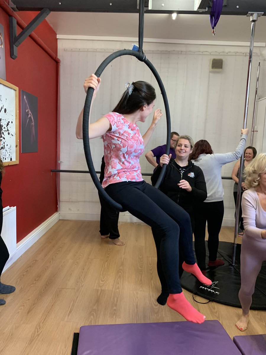 DiscoGoddess83's tweet photo. Thoroughly enjoyed an amazing #CherryDance Open Day! Such good fun! Tried Pole, Aerial Hoop &amp; Silks. Thank you Cheryl Tibbals &amp; Cherry Dance instructors! Also enjoyed Angel Cakes By Jasmine yummy cookies 🥰🍪 and Jazz Hands Nails &amp; Beauty launch 💅🚀 💃🏻🔥🍒❤️ 

#DiscoGoddess 💃🏻🪩 https://t.co/MklyKZnfks
