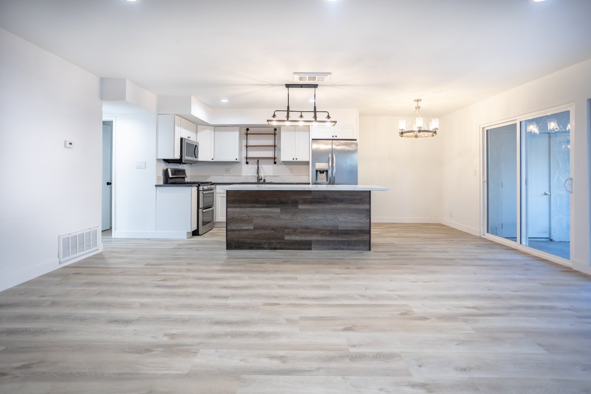 jessemadison's tweet photo. Hi Friends! Drop into our OPEN HOUSE today at 1-4pm to view this great San Juan Capistrano home. Listed at $775,000 3 Bed 2.5 Bath with 1345 Square Feet.  30764 Calle Chueca, San Juan Capistrano, CA. CAL BRE 01366391 #OCrealtor #sanjuancapistranorealtor #sjcrealtor #ocbroker https://t.co/AJzv1aLius