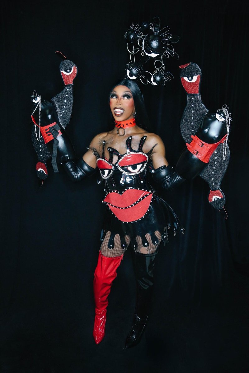 GeminiKing98's tweet photo. These were so much fun to wear for Orlando Drag Race Live!🧑🏾🦲⛓️❤️🖤 #ODRL #DragRace #DragQueen #TeamRemini #RemiDolls💋 #Makeup #Hellraiser #Cenobite https://t.co/h2ATnrE4sC