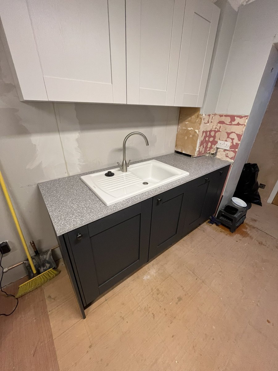 Coupleatools's tweet photo. Been a busy little week #coupleatools #kitchen #remodel #plumbing #firstfix #secondfix #joiner #carpenter #electrician #plumber #tiler #plasterer #decorator #multitrade https://t.co/sEe7WEMptu