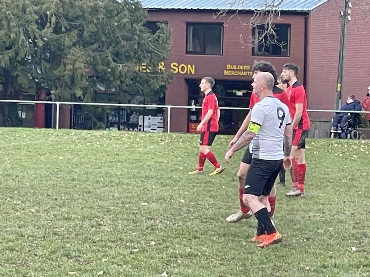 abermuleafc's tweet photo. 8-1 away win against @LlanfyllinFC today. Bosco x 2, @GregerzP7 x 2, @daveanthony87 x 3 and @lewisgorman11 with the goals. Great to see Doc back on the pitch too 👏🏼

We would like to send our condolences to the friends and family of Dale Williams 

#MAGA #DocOfTheDay https://t.co/n2kEUOYZRC