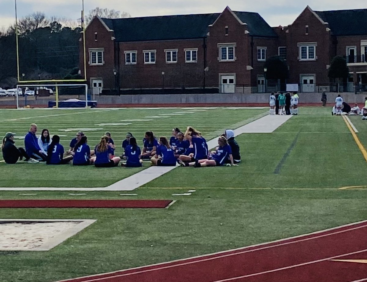 peermatthew's tweet photo. One of the great aspects of going to boarding school in the south - a full spring sports season which begins today!  Want to join of community of confident contributors? The deadline to apply to ⁦@DarlingtonTiger⁩ is February 15th. ⁦@TABSorg⁩ ⁦@EnrollmentORG⁩ https://t.co/frZcMfG9Xr