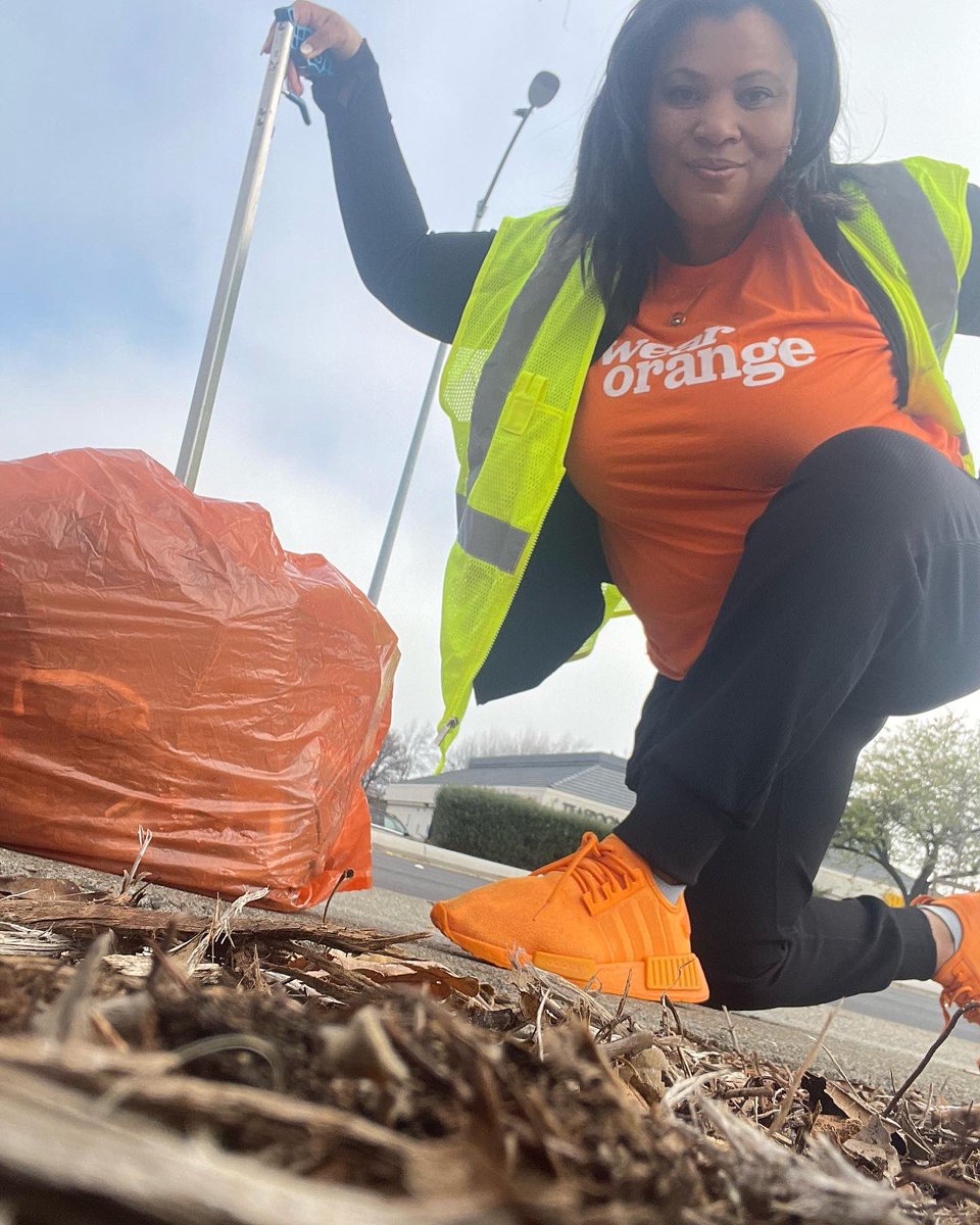 angelaandrewsus's tweet photo. Thank you to the Keep Hayward Clean and Green Task Force for your service to our community. #keephaywardcleanandgreen #wearorange #hayward #gottocoordinate 🍊@cityofhayward https://t.co/D8fgh70Iq7