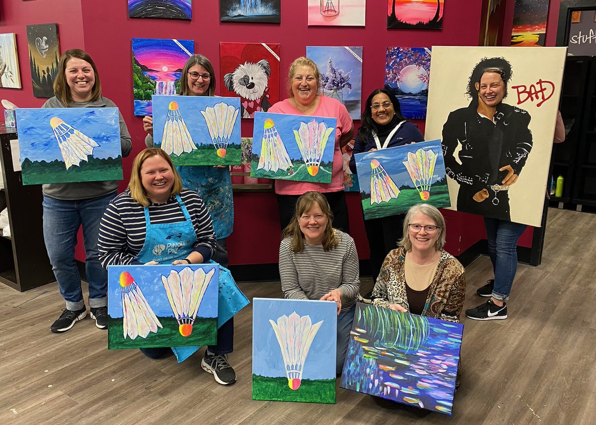 CarolineSChaboo's tweet photo. One icon of #KansasCity metro, https://t.co/oEivIaDvgb women's group, paid homage to another icon of #KC @nelson_atkins! We had fun painting party at Pinots Palette #CityOfFountains #KCLife https://t.co/GJ5fa8jUZn