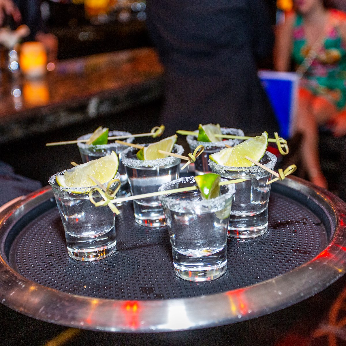 Tequila shots to start out your night in Vegas? 💃 #LilyBarLV 
spr.ly/60143wrro