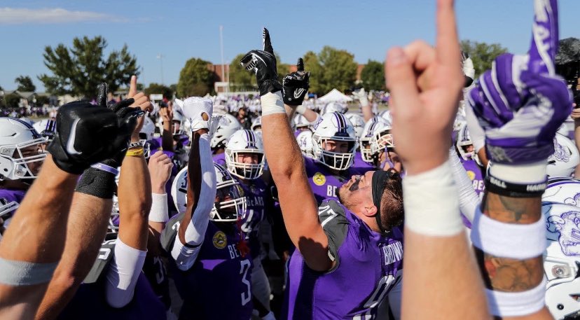 Joshua Gil (@joshuagil_) on Twitter photo Thank you to <a href="/Keith_Scott05/">KsRecruitingTalk</a> for the great visit and opportunity to play D1 ball at the University of Central Arkansas‼️ <a href="/UCA_Football/">𝗨𝗖𝗔 𝗕𝗘𝗔𝗥𝗦 𝗙𝗢𝗢𝗧𝗕𝗔𝗟𝗟</a> 🟣⚪️
#BearsClawsUp x #FearTheStripes Thank you to <a href="/Keith_Scott05/">KsRecruitingTalk</a> for the great visit and opportunity to play D1 ball at the University of Central Arkansas‼️ <a href="/UCA_Football/">𝗨𝗖𝗔 𝗕𝗘𝗔𝗥𝗦 𝗙𝗢𝗢𝗧𝗕𝗔𝗟𝗟</a> 🟣⚪️
#BearsClawsUp x #FearTheStripes