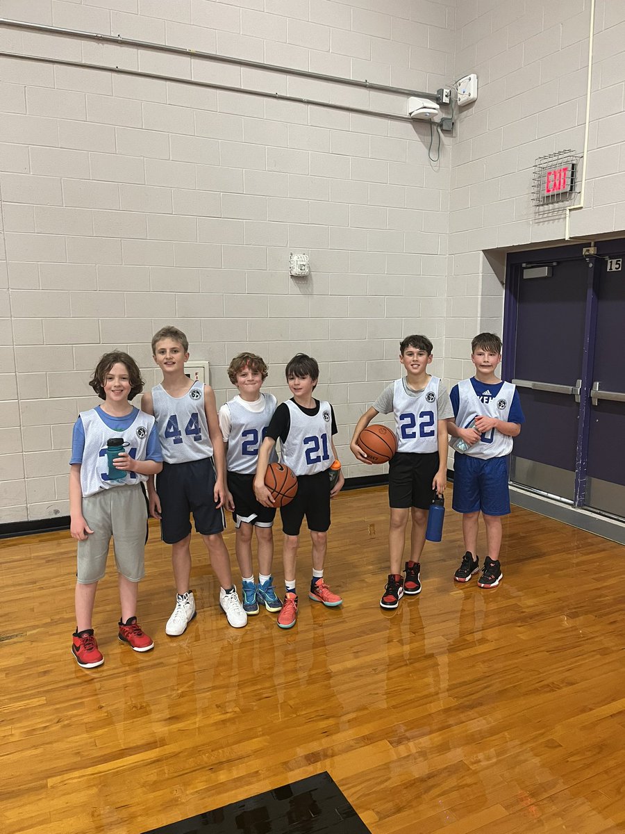 Lakehill Basketball tweet media
