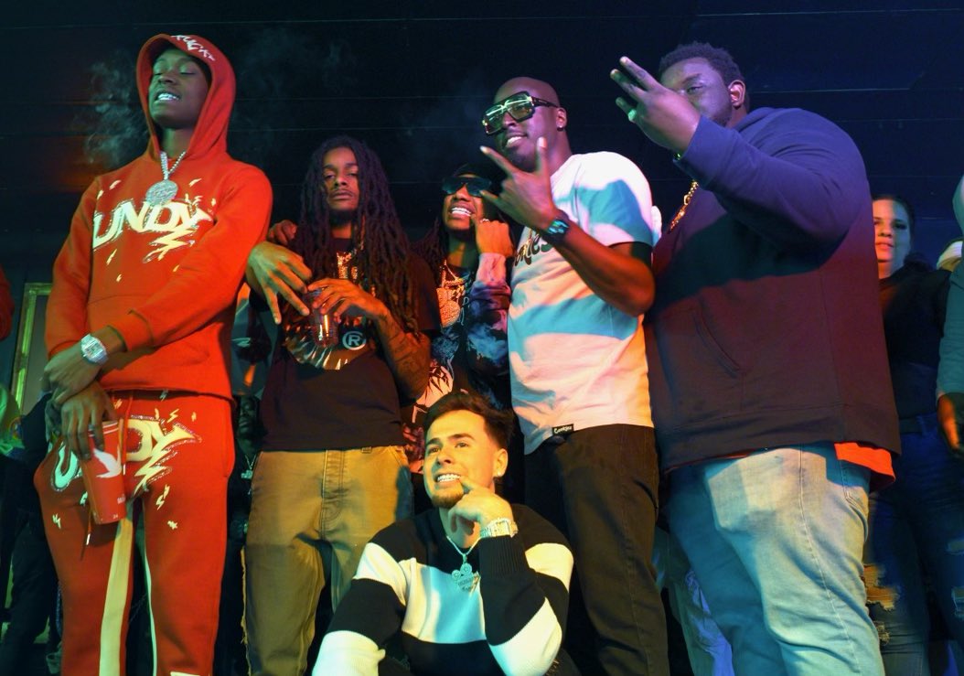 100KTrack tweet media