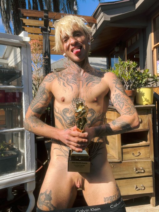 1 pic. Won my first @GayVN award ?! Thank you to everyone whose supported & believed in me ?. Especially