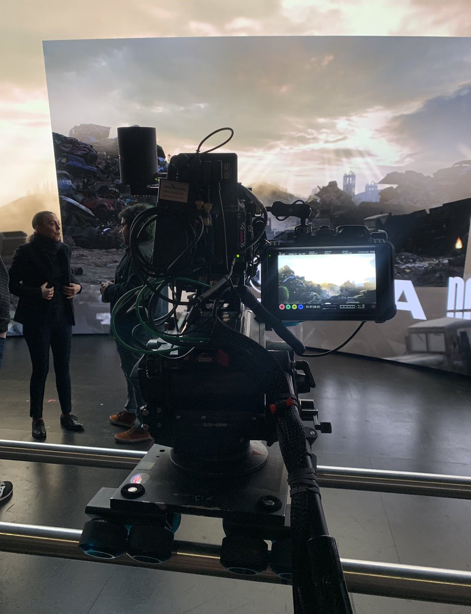 lilchaicup's tweet image. Joined this sweet Virtual Production event at FUSE 42. Love meeting new NY VP folks 🥰

@EpicGames #VirtualProduction #LEDVolume #FuseTechnicalGroup #Mesh #NarwhalStudios
