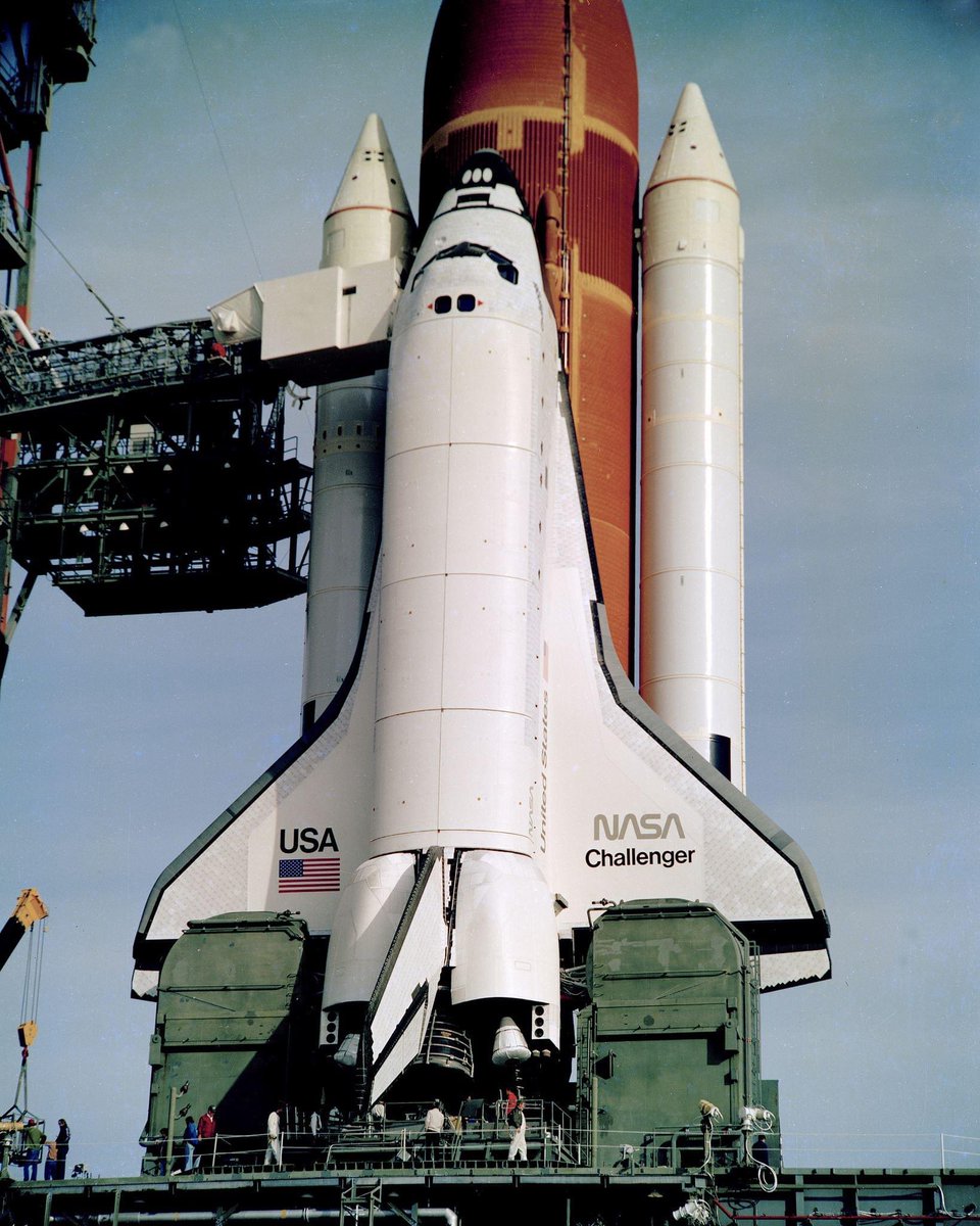 tracyfromjax's tweet photo. #WeRemember #ChallengerSpaceShuttle https://t.co/uUI9kN97oi