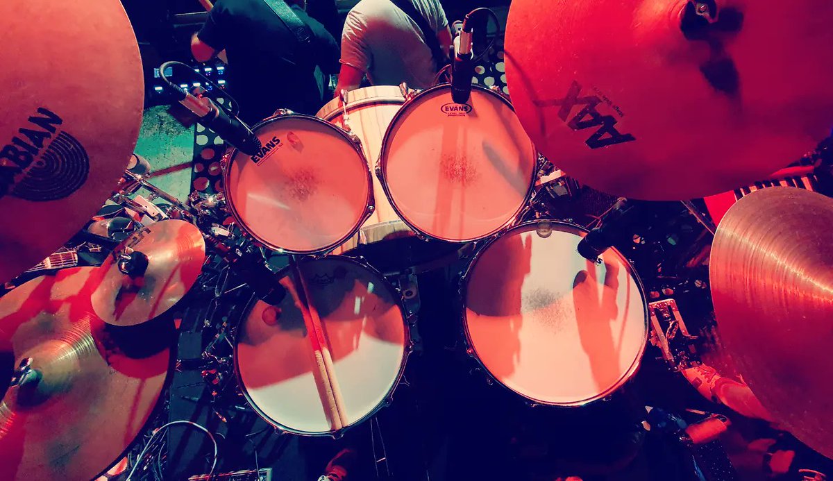 aledrumgroove's tweet photo. ๐ท Tutto pronto stasera a #Rimini con #dsog ๐ฅโ๐ฅ๐ #stage #oneverystreet #band #cvldrums #drumming #musicpics #rock #loveovergold https://t.co/Gps7kzR1SK