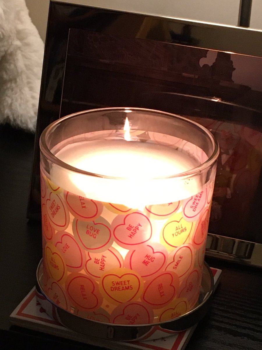 1karenwalker's tweet photo. #Treebs https://t.co/vkDGWzRfkC