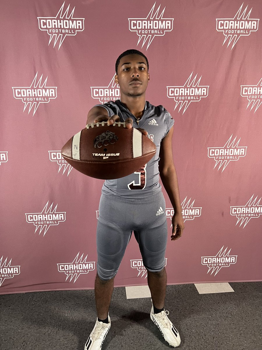 JatarianWare's tweet photo. Thankful for my visit @CoahomaFootball  @WardChanning https://t.co/7JTVgBlkSj