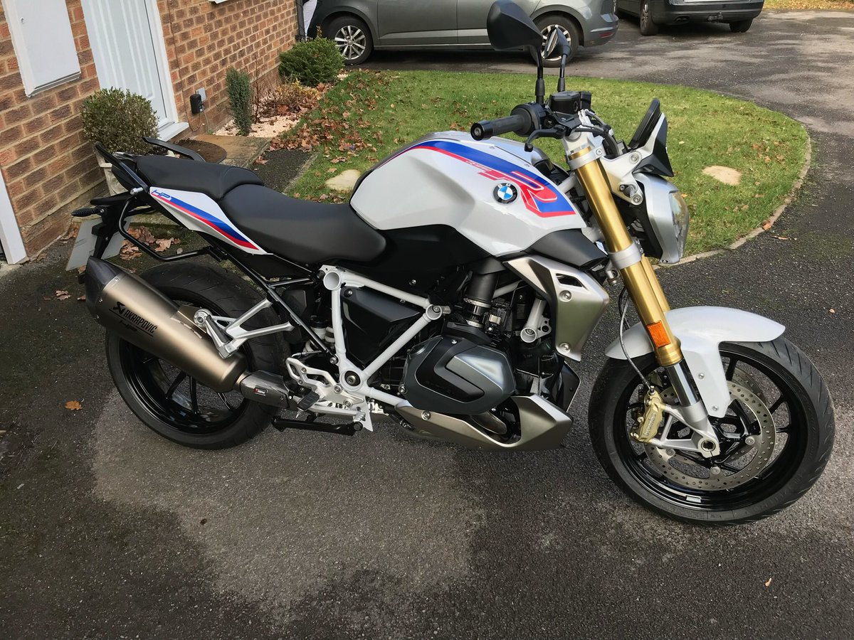 simples64's tweet image. So my R1250r at 238kg that I find a bit heavy and cumbersome at times will be going and replaced with a new Duke 890r have I done the right thing 🫣🤔 roll on next week 🥳