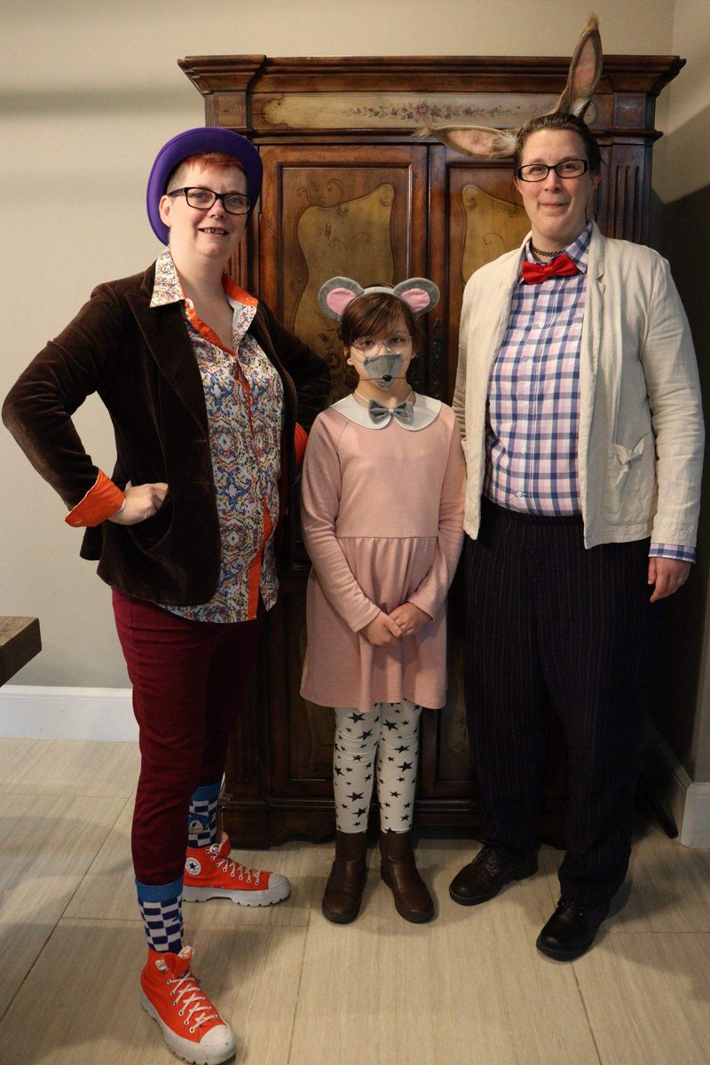 lovablechevy's tweet photo. we did an Alice thing today and obviously had to get in character! https://t.co/Y9ybEct8O4