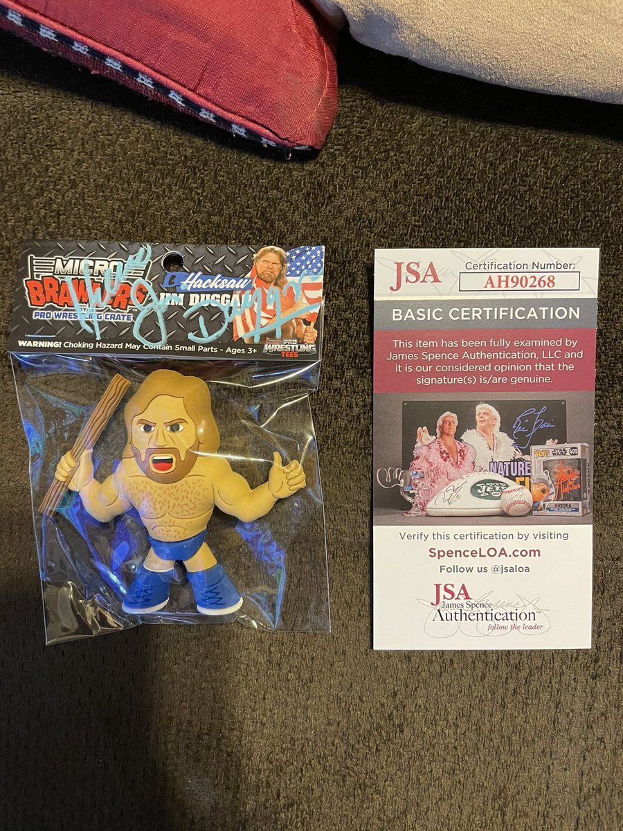 PauknRoses's tweet image. Went to Destination @WrestleCon with my baby cousin and got to meet @RealHacksawJim and sign my #microbrawler  #wrestlecon #royalrumble2023 #Fuckcancer
