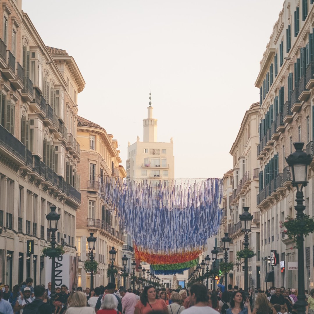 We wanted to tell you a few good reasons to visit Malaga, but these photos already say it all.
Take a look at our tours, we’ll make you experience the best of the city. ohmygoodguide.com/malaga/

#OhMyGoodGuide #OMGG #malaga #discovermalaga #bestofmalaga