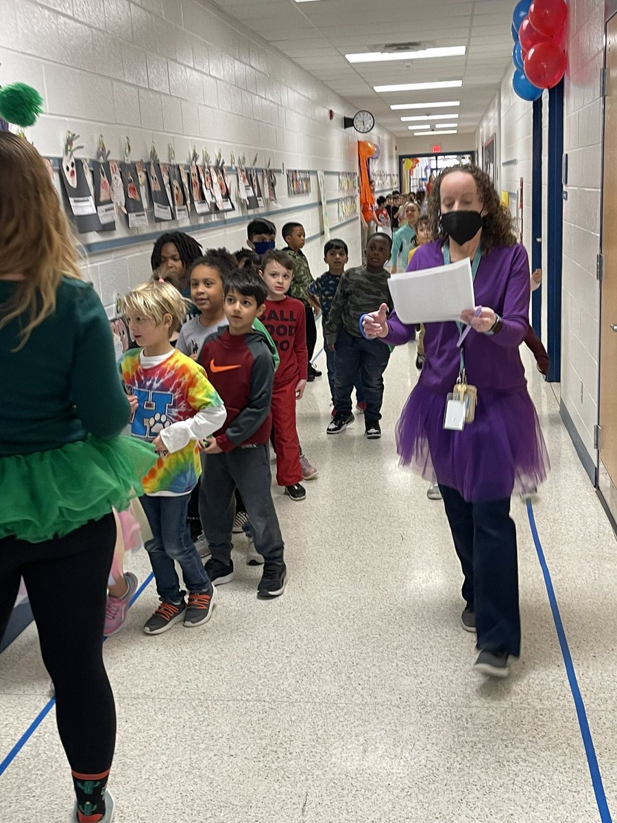 HNESAP_Glover's tweet photo. House reveal day🐾💙@MrsASchott @ValerieShisler @ToddErickson15 https://t.co/ldlwGheu0y