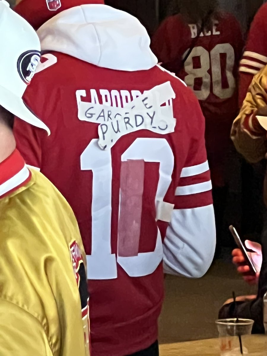 Graham_SFN's tweet photo. What a jersey 😂 https://t.co/w8l8mMY98y
