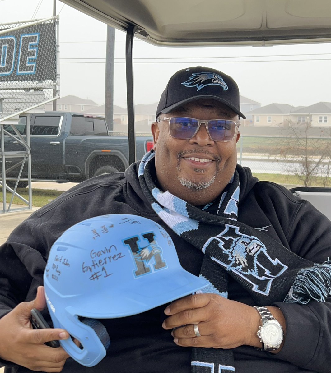 NISDHarlan's tweet image. At this morning’s 2nd Annual Blue and White Classic the @HarlanBaseball presented @roberth1121 with a departing retirement gift. Coach Fox’s words are echoed by many in the Harlan Community! Thank you Coach! #HarlanInspired #IgnitetheNest #CultureofCommitment