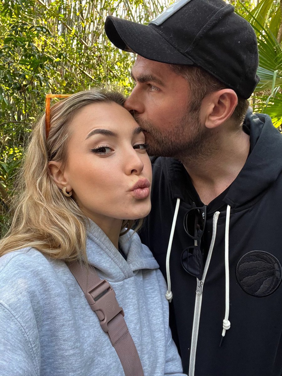 SudeBurcuÖcal ⭐️ tweet media