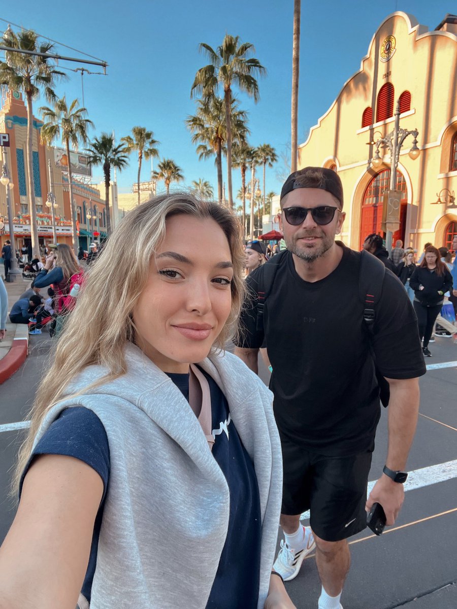 SudeBurcuÖcal ⭐️ tweet media