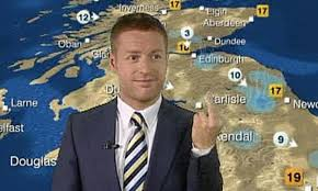 CraigFletcher21's tweet photo. @MaskedSingerUK
 #MaskedSingerUK 
@Schafernaker 
 are you Phoenix https://t.co/uT7g805lOw
