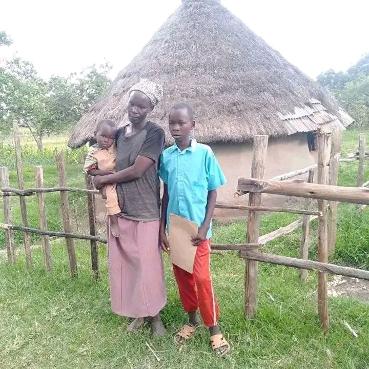 libran_songol's tweet photo. The boy is from Simotwet Village Emurua dikirr constituency, alipata 387 marks. He's suppose to go Kapsabet boys but his family is not capable. The boy is coming from humble background

Kindly tag leaders or share tumsaidie this boy to achieve his dream https://t.co/59KA07LwS7