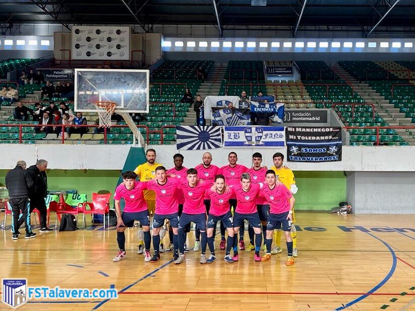 Gracias una vez más a nuestra afición por no dejarnos solos y estar tanto en las duras como en las maduras. Se agradece el aliento desde la grada y sentimos no haber podido corresponderlo con una victoria. ¡Toca seguir trabajando duro para conseguir el objetivo a final de curso!