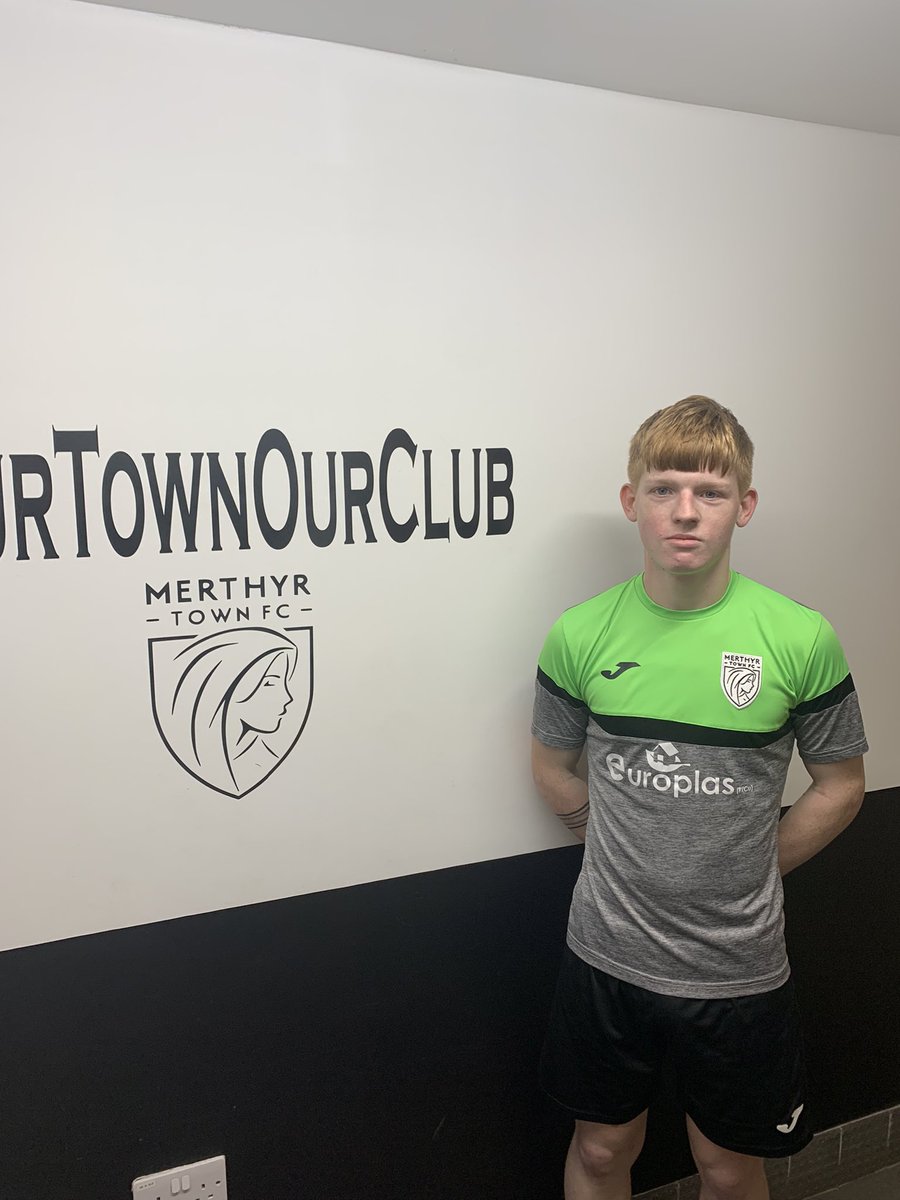 Merthyr Town Academy tweet media