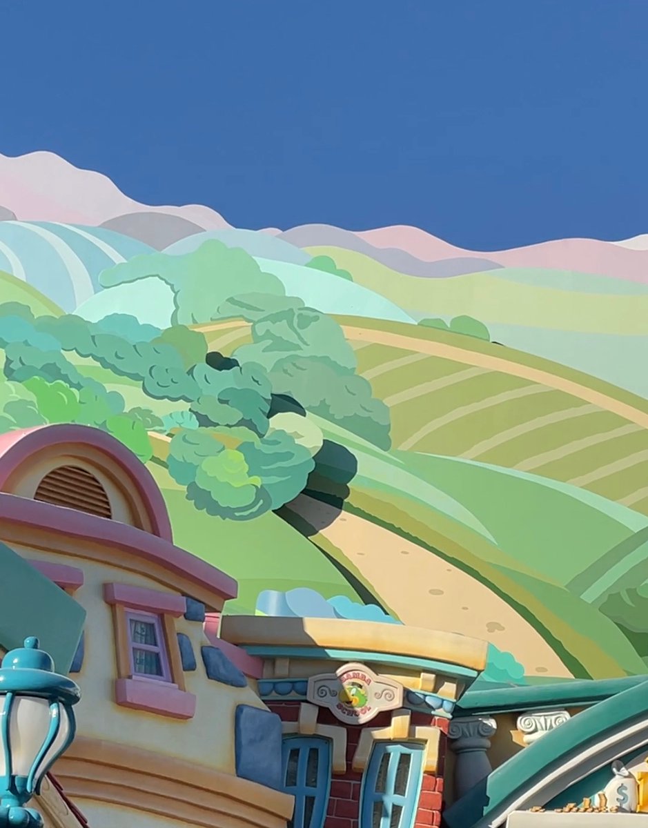 Toontown Mountains Vs Super Nintendo World Mountains 😬