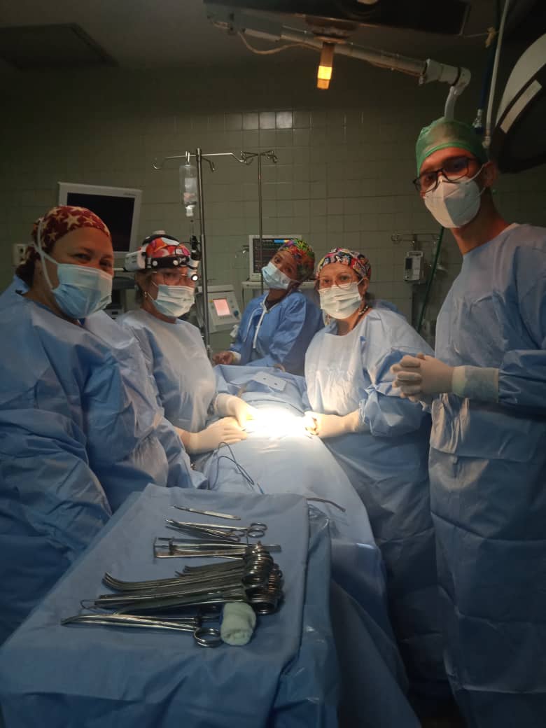 #28Ene | A toda marcha desde el Hospital Dr. Luis Salazar Domínguez del #IVSS en #Guarenas con el Plan Quirúrgico Nacional en respuesta a las solicitudes de nuestro pueblo.

#BastaDePersecusionFinanciera
#SomosVenezuela2023 <a href="/NicolasMaduro/">Nicolás Maduro</a>
<a href="/MinSaludVE/">MPPSalud</a>
<a href="/MagaGutierrezV/">Magaly Gutiérrez Viña</a>
