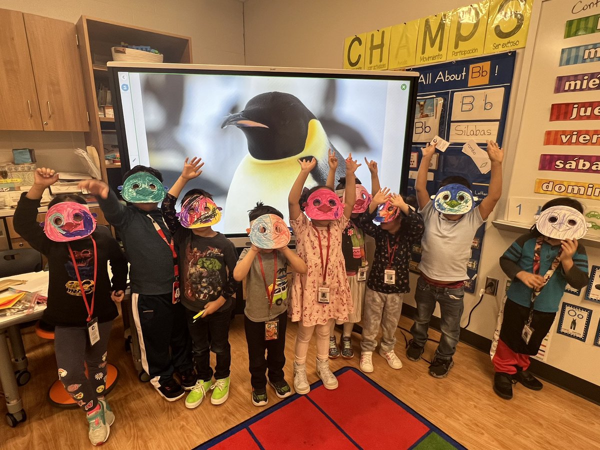 Mshernandez02's tweet photo. Learning about penguins and winter 🐧❄️ @CisdNorthside #theClevelandISDway https://t.co/06BU1q32jl