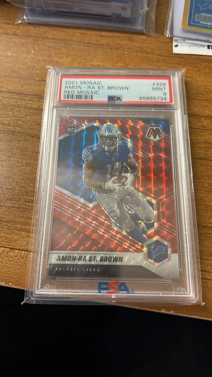 Going to run a giveaway for this Amon Ra mosaic rookie PSA 9. Giveaway will end tomorrow @ 10 PM CST. All you need to do is RT and give me a follow. Must be following at time of giveaway to win. @RyansCardssLLC @sports_sell @HiveCards @HobbyConnector @TheHobby247