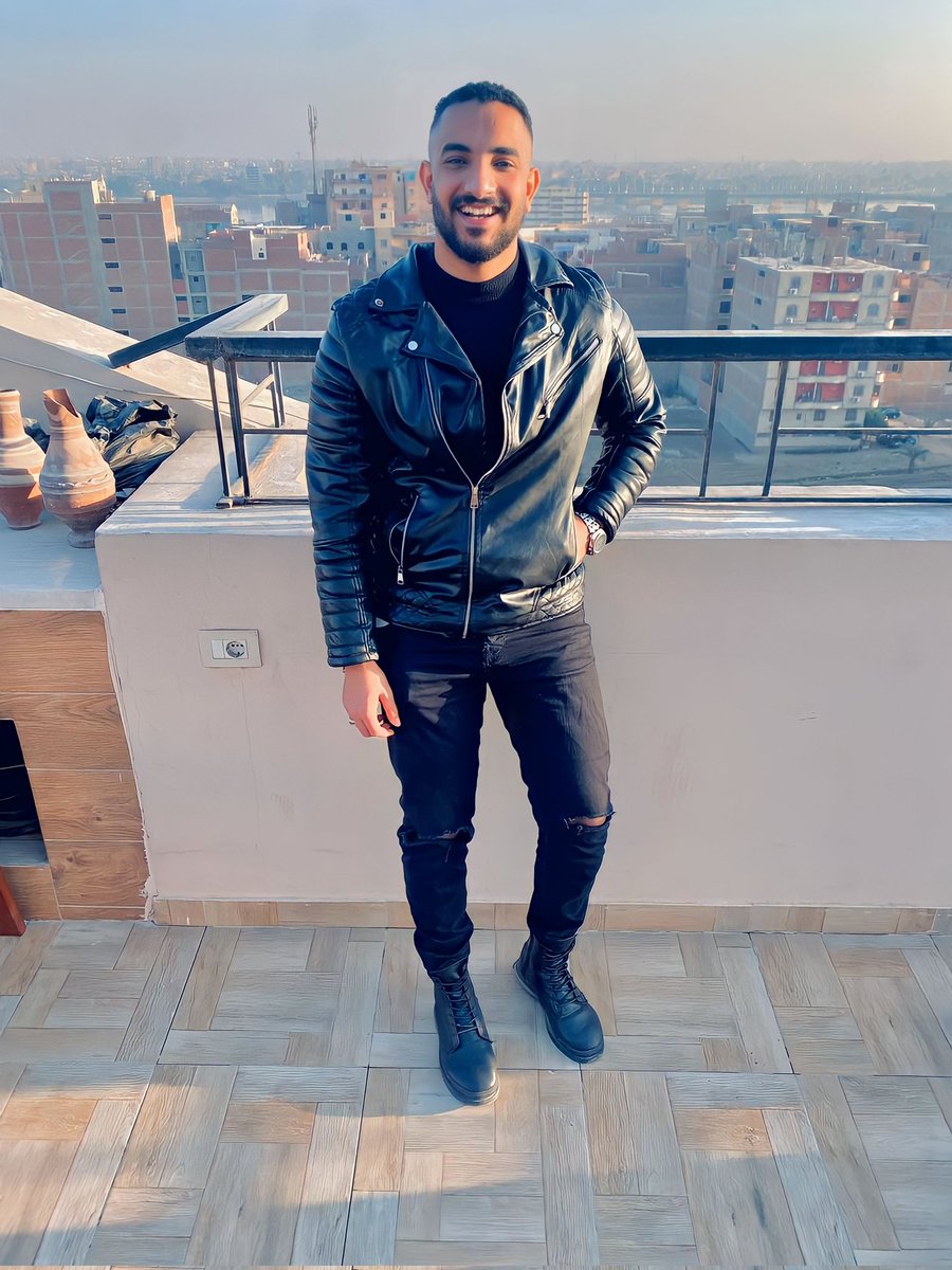 kariimkhater's tweet photo. 🖤 https://t.co/OQsXklpfug