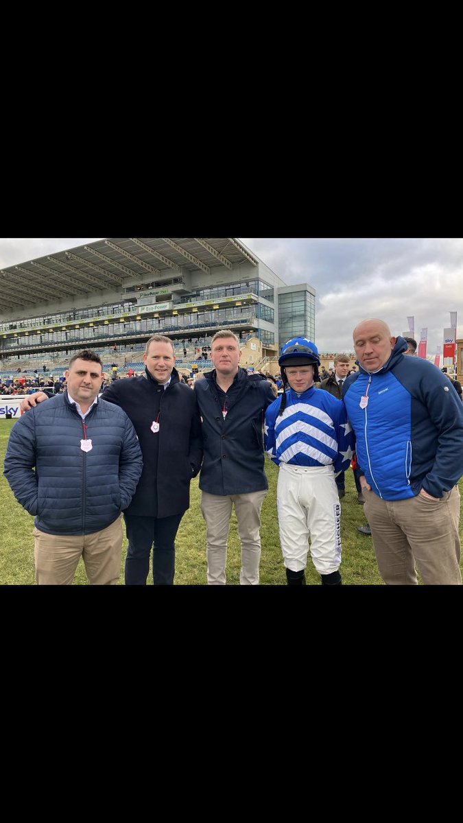 GoldmanRacing's tweet photo. Some pics of calico at the Doncaster races… @gelliott_racing @sam_ewing17 @DoncasterRaces https://t.co/xAxjsXqTdR