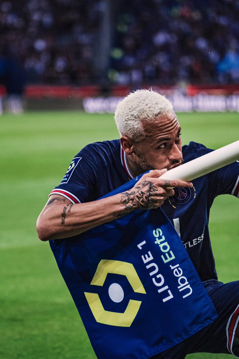 neymarxe's tweet photo. ✨Joga Bonito✨ 

[Photo: @QuentinL17 ]
#neymajr #enejota #njr #neymar #ney https://t.co/aiQkxKkp68