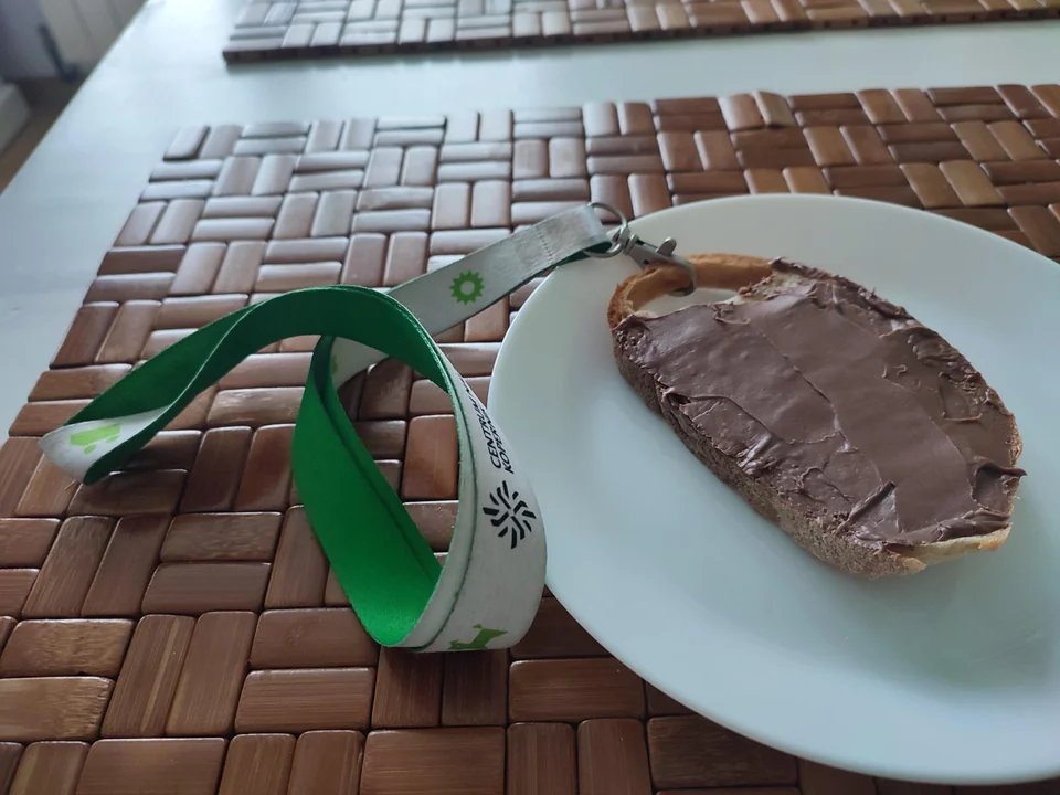 i like food tweet media