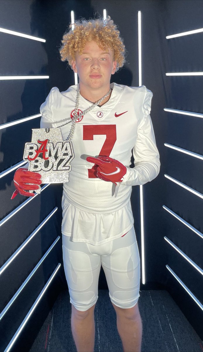 BoneFixer12's tweet photo. Congrats @caydenjones_33 on the ALABAMA🏈offer❗️It simply does not get any bigger!!
@greeniesports @acthshuddle @ESPNCFB @247recruiting https://t.co/Ny05zn6nh8