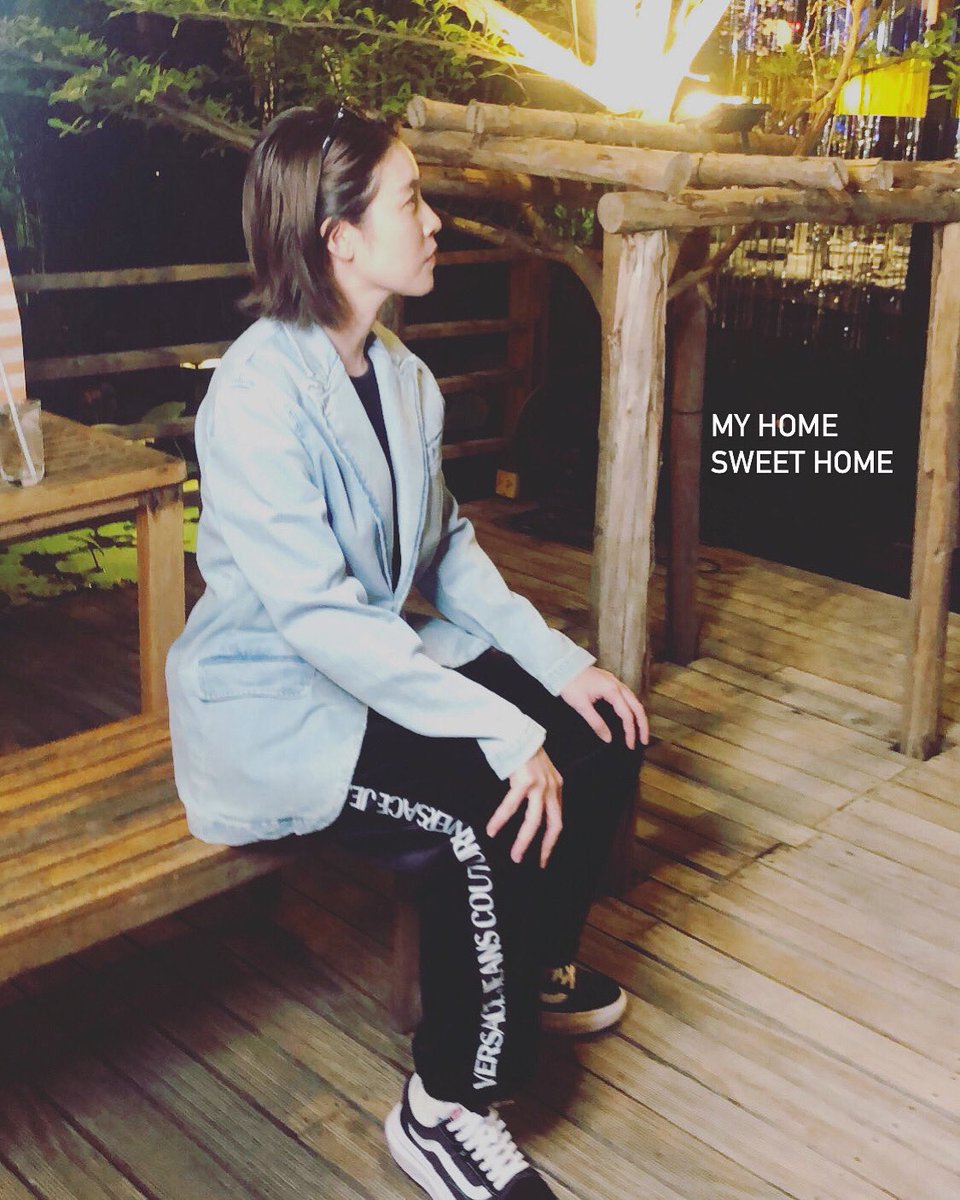 CheernyLover's tweet image. My home sweet home 💙🤍💙
พช คือ 'บ้าน' ของเราทุกคน 🏡.•  

#รักทิคัมฤทธิ์ธา @CheerNy14 
#cheerny14