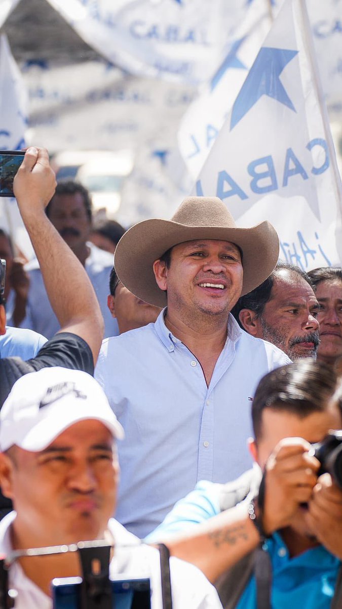 Bancadacabal__'s tweet photo. En Santa María Ixtuatán hay muchas necesidades que urgen atender. El campo está terriblemente descuidado, los agricultores pareciera que no tienen voz o que nadie los escucha. Es indispensable aplicar medidas para ellos.#SomosGenteCabal #EsMulet
Artículo 20 inciso h) de la LEPP https://t.co/sjeM02B1ZX