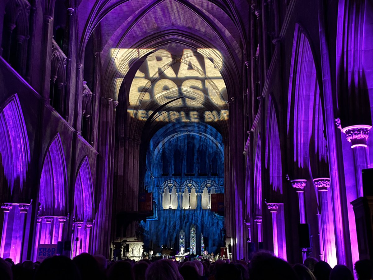 #judycollins sounding angelic in beautiful surrounds of ⁦<a href="/stpatrickscath/">Saint Patrick's Cathedral, Dublin</a>⁩ @TempleBarTrad⁩ 2023 ⁦<a href="/VisitDublin/">Visit Dublin</a>⁩