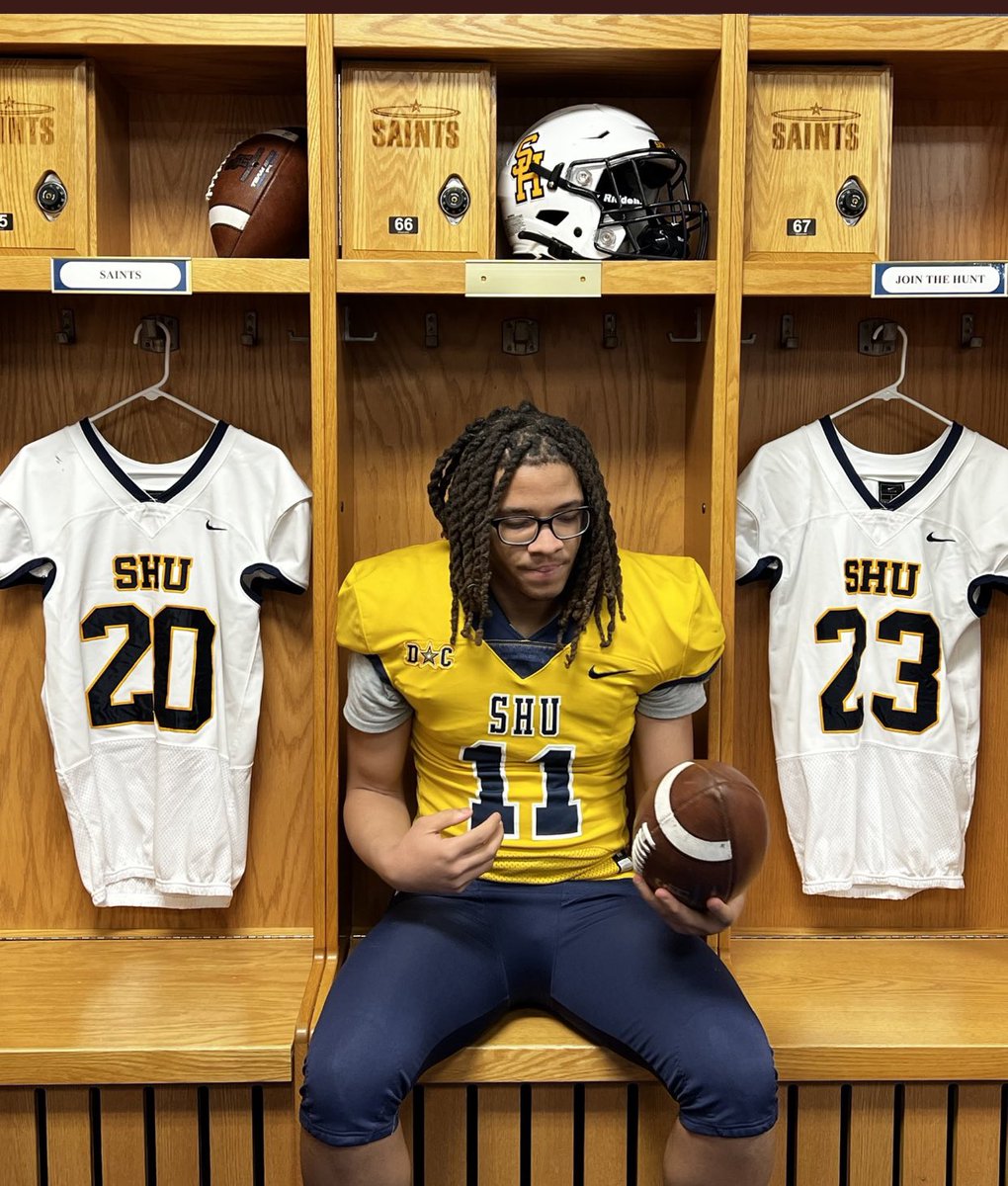 _adonis11's tweet photo. Had fun at Siena Heights University today! Thank you @CoachMorton2022 for having me. I’m also honored to end the day receiving an offer here! @coachhyj @coachrobgardner @coachmmishler @MortonGovsFball https://t.co/0IIxsh8yC3