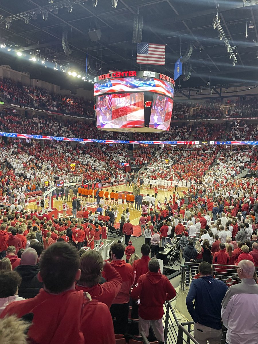 Phil Longo (@CoachPhilLongo) on Twitter photo 2023-01-28 20:30:49 🟥⬜️ My favorite song! The National Anthem, before taking in the Wisconsin v. Illinois basketball game! Got some dudes here today!!! #BadgerNation #StilBuildin #LFEra #OnWisconsin 🟥⬜️ My favorite song! The National Anthem, before taking in the Wisconsin v. Illinois basketball game! Got some dudes here today!!! #BadgerNation #StilBuildin #LFEra #OnWisconsin
